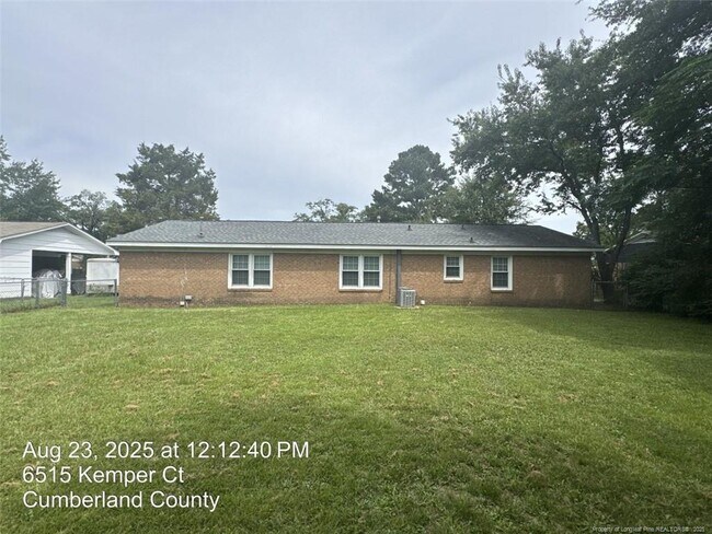Foto del edificio - 6515 Kemper Ct