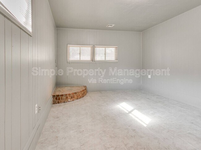 Foto del edificio - 2816 SW 54th St