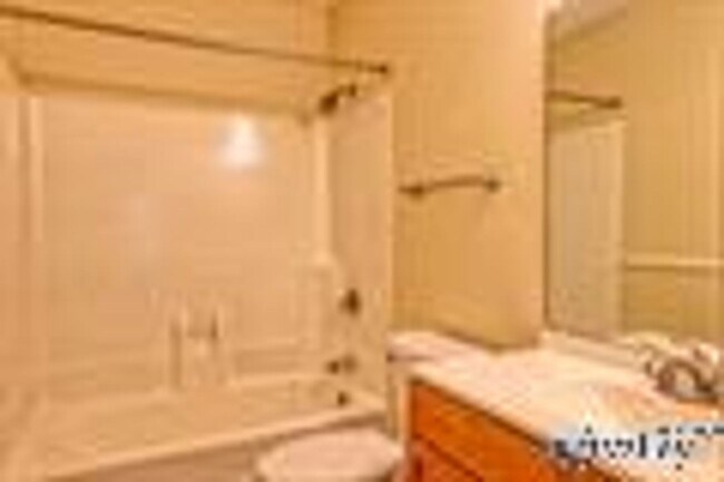 Foto del edificio - Coming Soon!! Beautiful Home in the heart of Madison!!