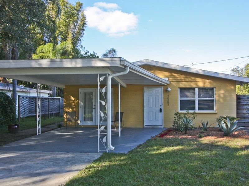 Primary Photo - 2587 Loma Linda St