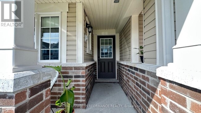 Building Photo - 128 Lanceleaf Way