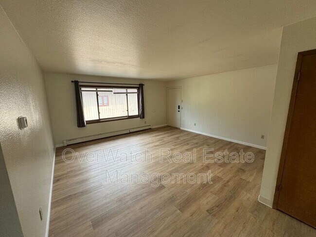 Building Photo - 8118 Boundary Ave