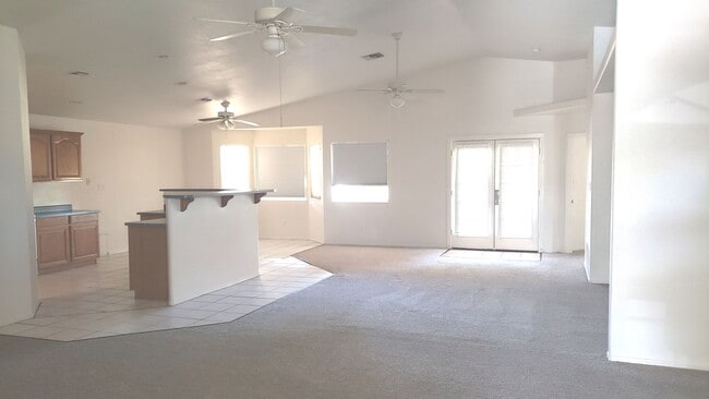 Building Photo - Mesa Del Sol Rental