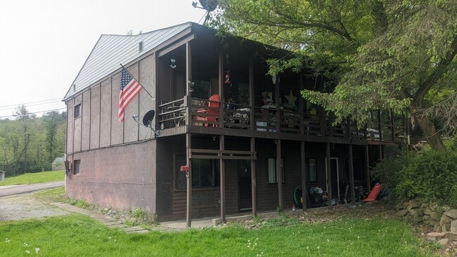 Foto del edificio - 105 Hilltop Dr