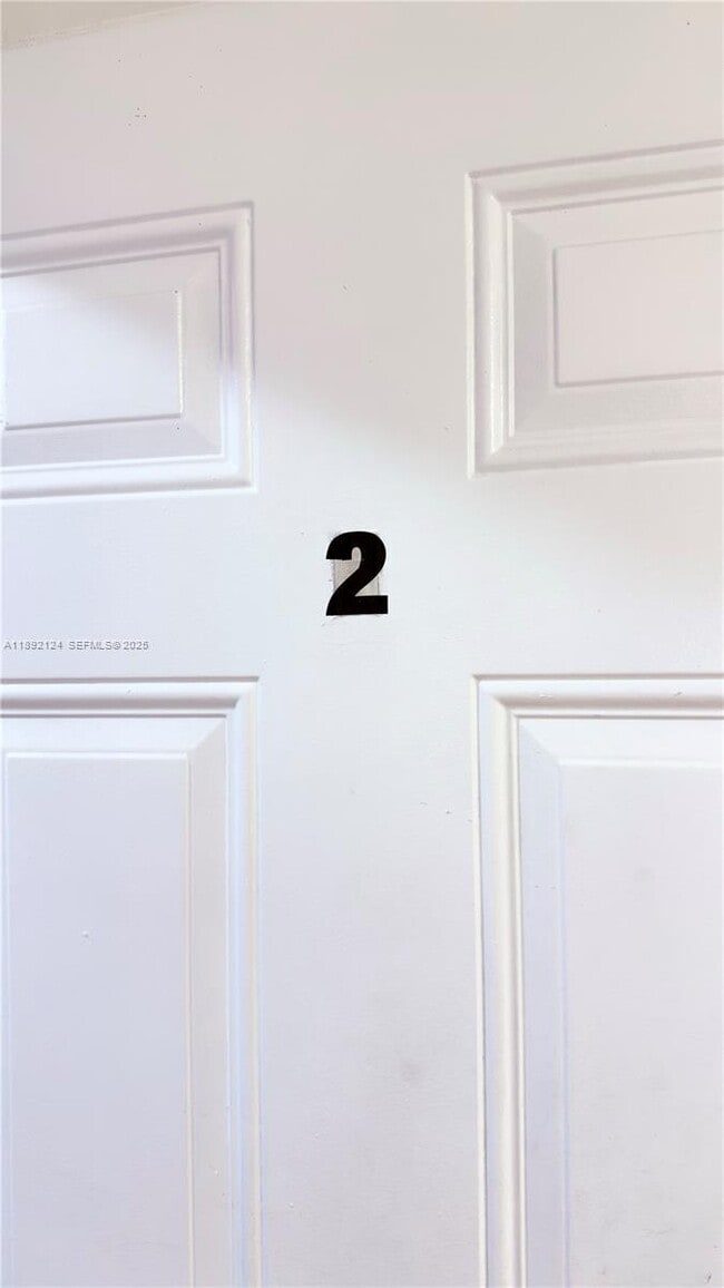 Building Photo - 545 Michigan Ave