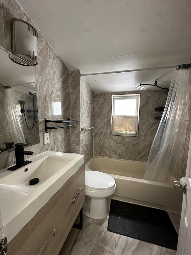 Building Photo - 33-24 89th St