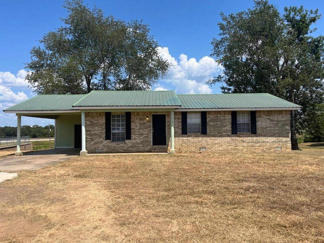 Foto principal - Welcome to your dream home in Russellville...