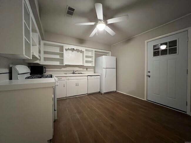 Foto del edificio - 7005 E Wakefield Dr