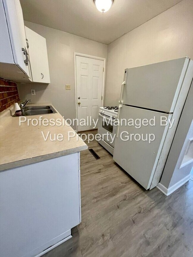 Foto del edificio - 1719 N Livingston Ave
