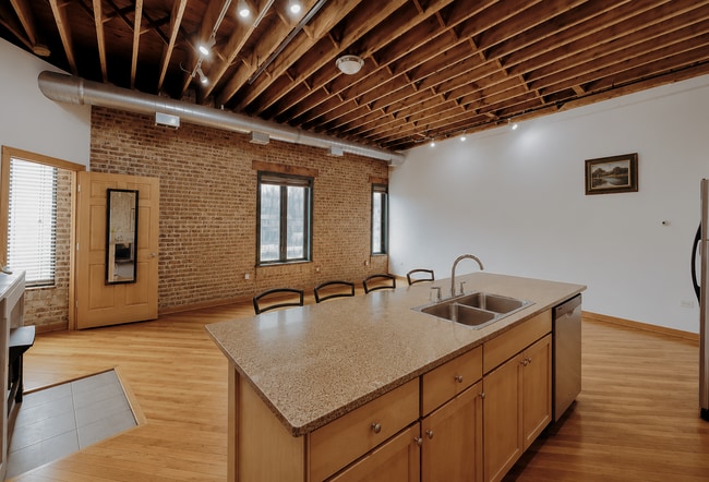 Foto del edificio - 7509 W Madison St