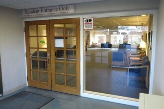 Building Photo - 3100 Devonshire Rd