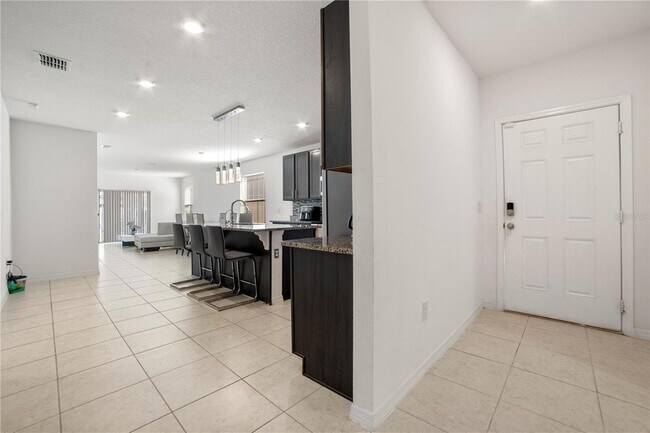 Building Photo - 817 Boca Vista Ct