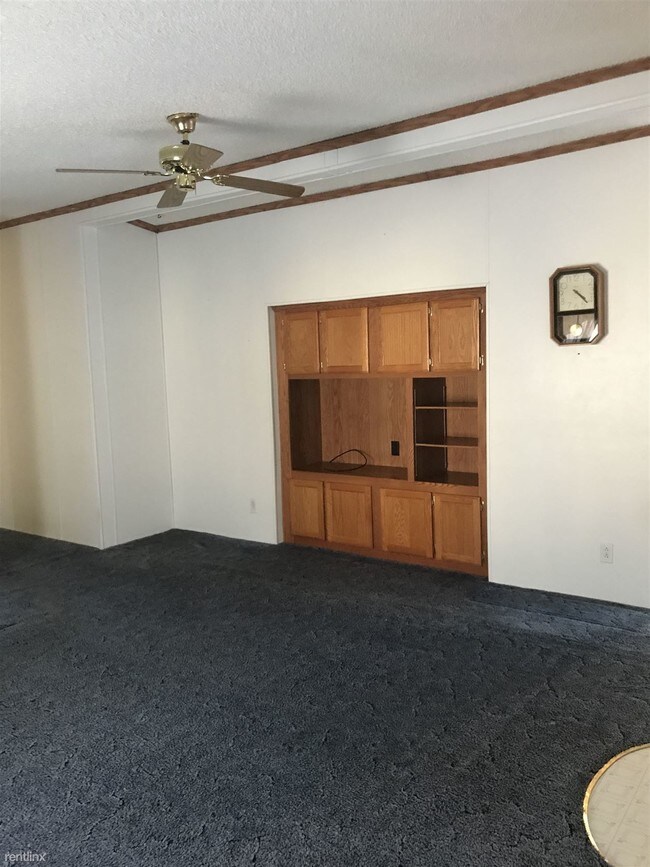 Building Photo - 3 br, 2 bath House - 9291 Flagstone Dr