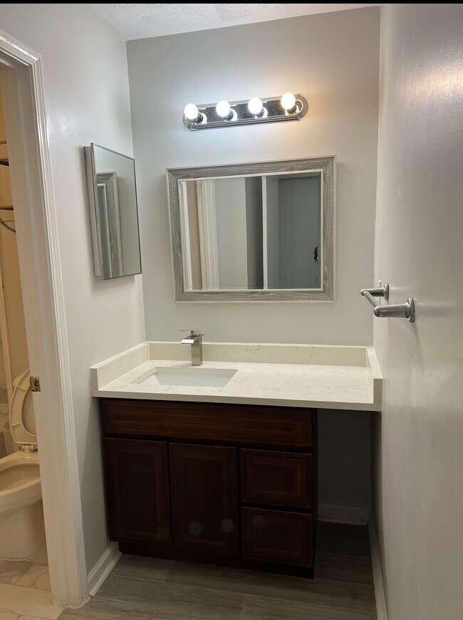 901 Augusta Dr SE Unit Augusta Drive, Marietta, GA 30067 Condo for