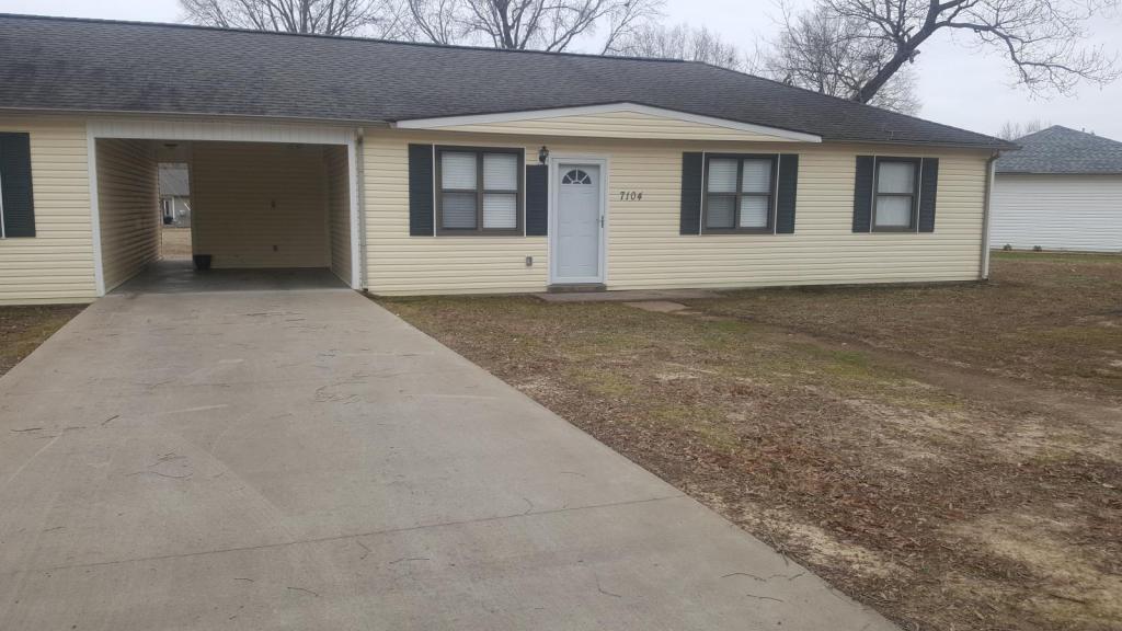 Primary Photo - 7104 Ellington Cv Milan, TN