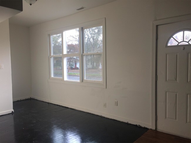 Foto del edificio - 15 Dundee Ave