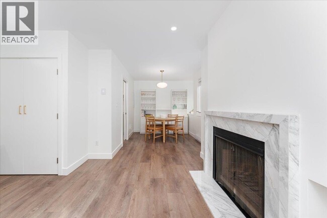 Photo du bâtiment - 2017 W 15th Ave