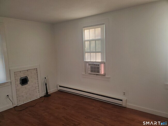 Foto del edificio - 63 Schofield Rd