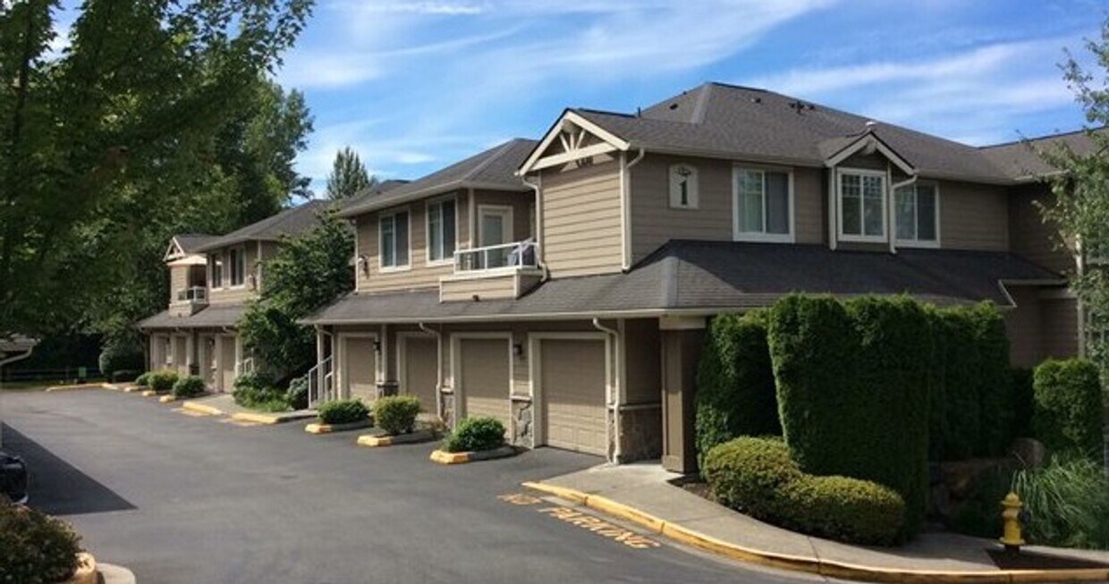 Primary Photo - Beautiful 2 Bedroom Condo in Sammamish