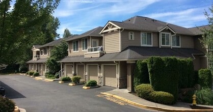 Building Photo - 3500 E Lake Sammamish Pkwy SE