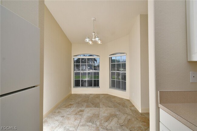 Foto del edificio - 4836 Leonard Blvd S