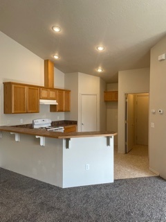 Building Photo - 3 bed 2 bath duplex in Nampa