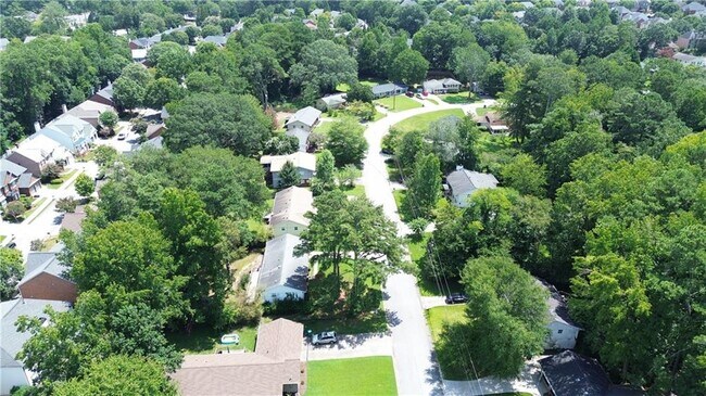 Foto del edificio - 3495 Creatwood Trail SE
