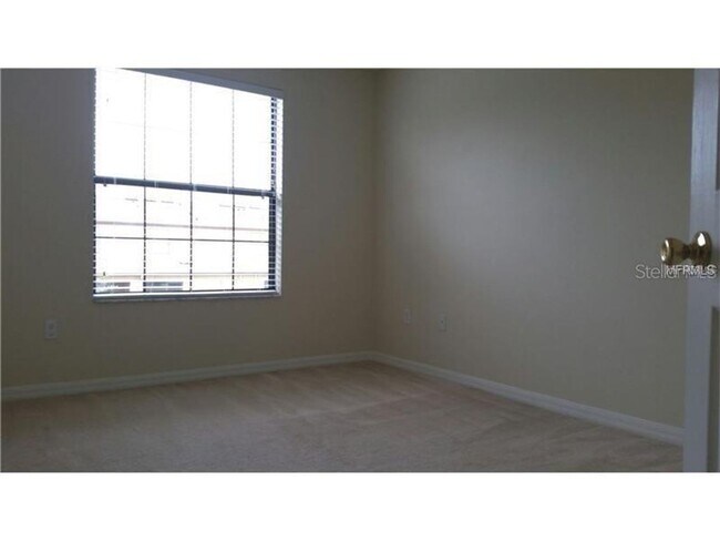 Foto del edificio - UPCOMING RENTAL IN BRANDON