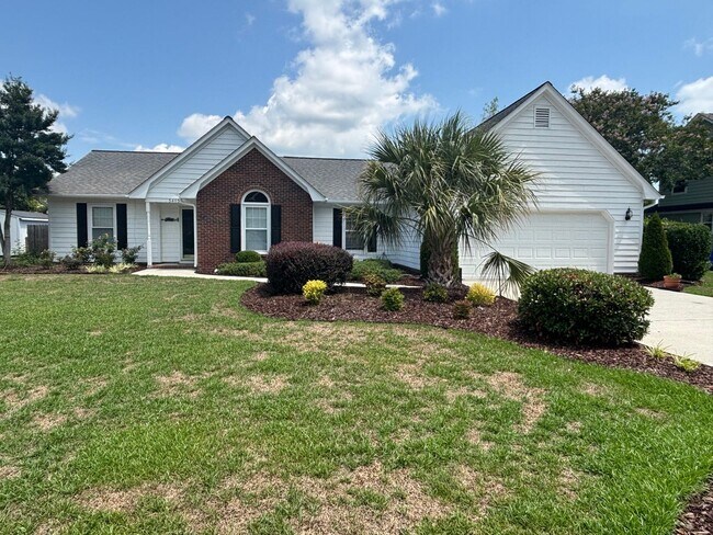 Foto del edificio - 3 Bed 2 Bath Single Family Home w/ Fully Fenced Backyard and Garage!
