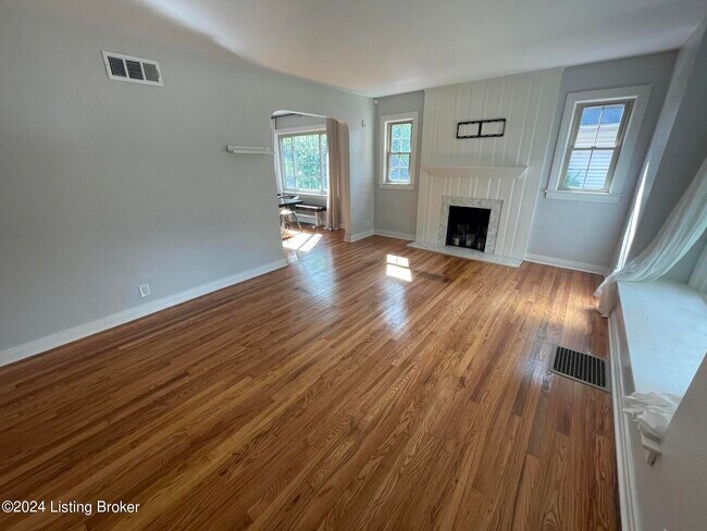 Building Photo - 1612 Hedden Ct