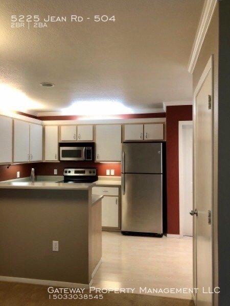 Foto del edificio - 5225 Jean Rd. Unit #504