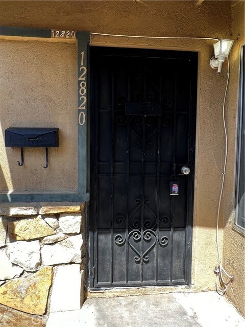 Building Photo - 12820 Stagecoach Ln