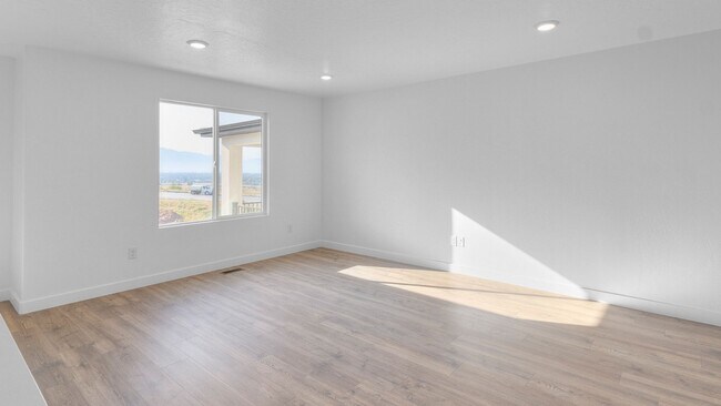 Building Photo - Brand-New Modern Townhome with Stunning Views!