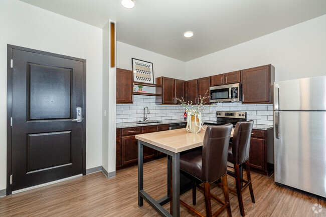 1HAB, 1BA - 686 ft² - Cocina - Skylofts at the Heritage