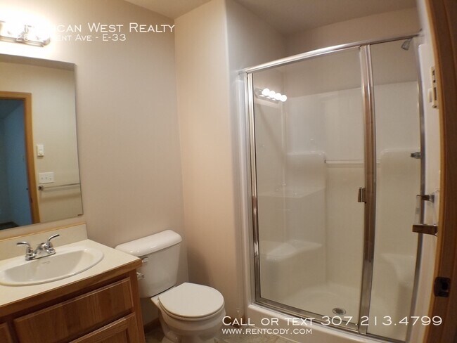Foto del edificio - 2bed/2bath condo