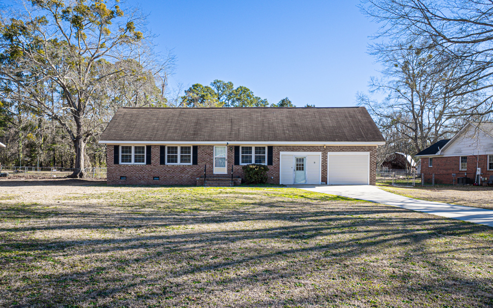 Foto principal - 3105 Eydie St