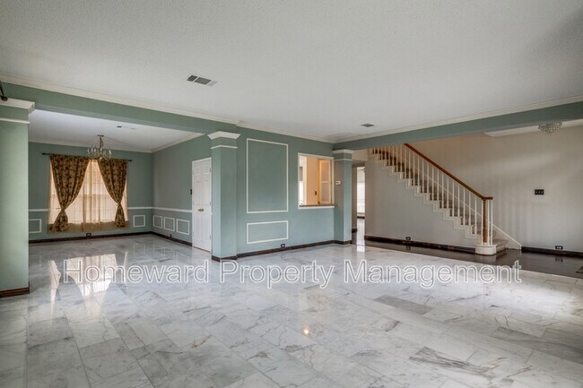Foto del edificio - 2103 Pinwood Cir