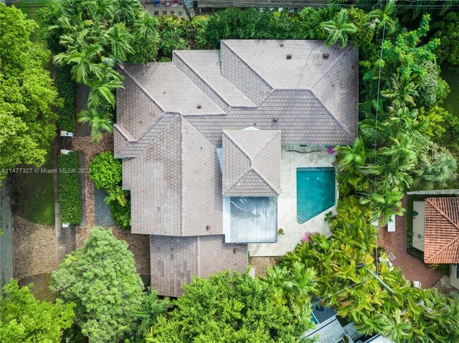 Building Photo - 408 Aurelia Ave