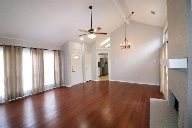 Building Photo - 3705 Taurus Dr