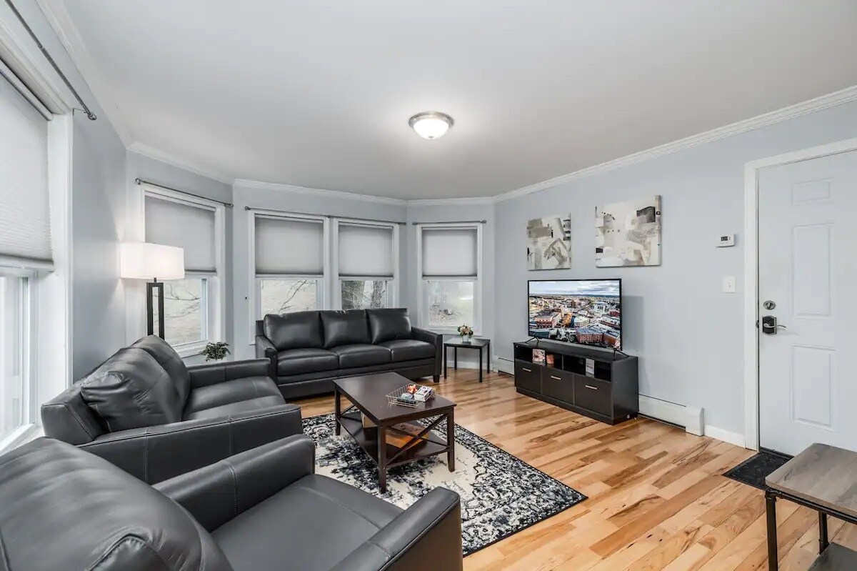 267 Ohio St Unit Bottom Floor 1, Bangor, ME 04401 Apartments in