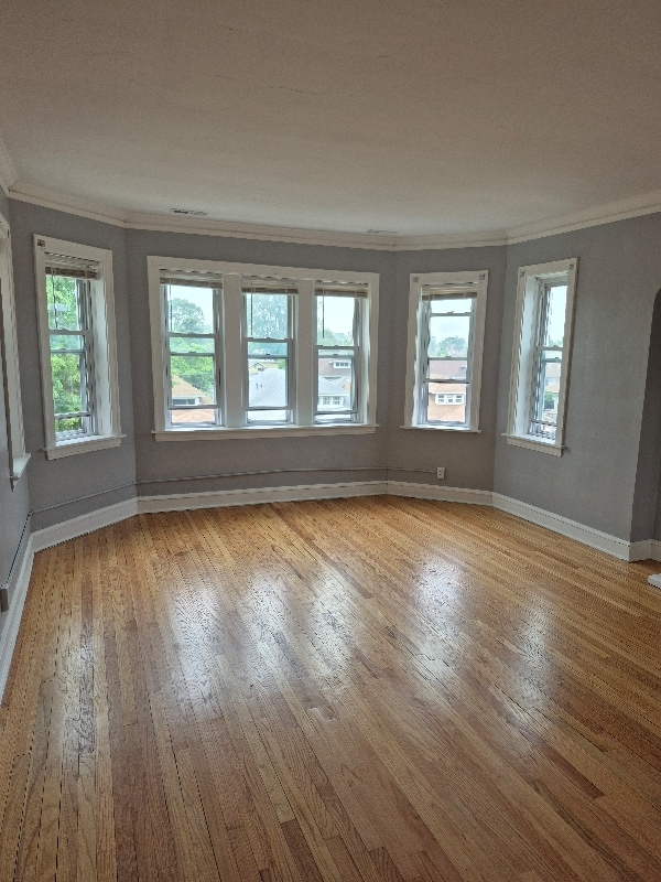 Building Photo - 8051 S Wolcott Ave