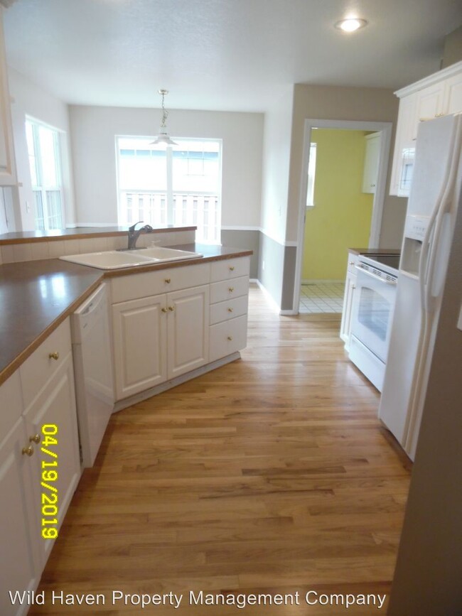 Building Photo - 3 br, 2 bath House - 2376 NW Grenfell Loop