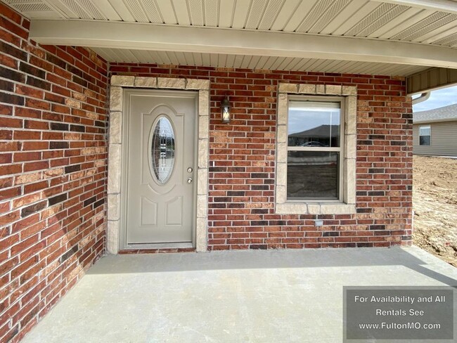 Building Photo - 501 Commons Drive
