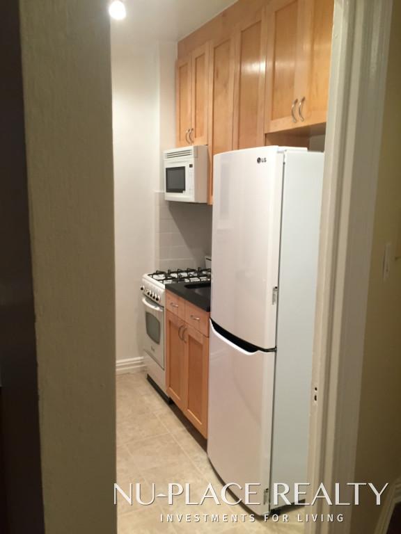 Foto principal - 7901 35th Ave