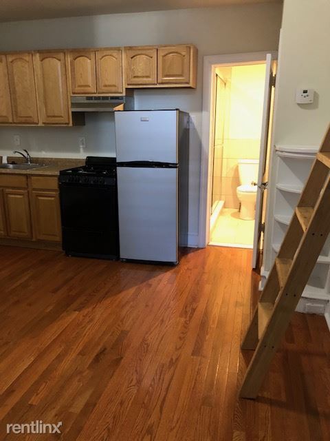 Building Photo - Studio, 1 bath  - 832 Pine St Apt 2B
