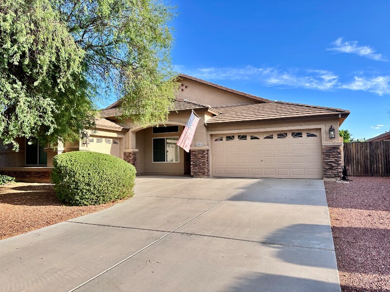 Foto principal - 9593 W Alice Ave