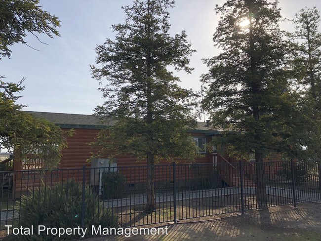 Building Photo - 25000 Road 188