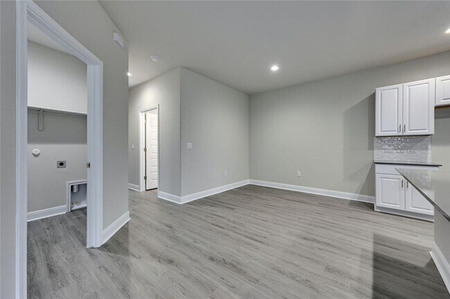 Foto del edificio - New Lago Vista Duplex