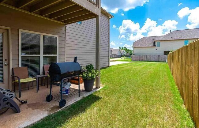 Building Photo - 7102 Sutter Ct