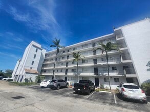 Building Photo - 8750 N Sherman Cir